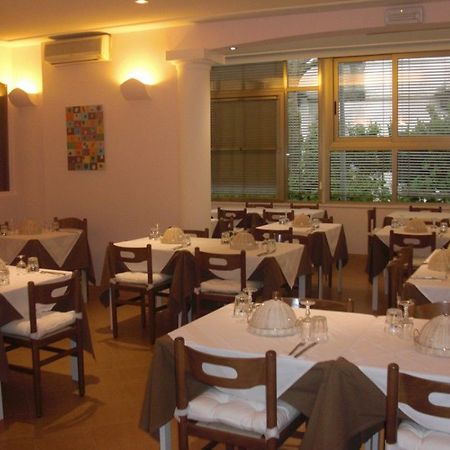 Giamaica Ξενοδοχείο Viserba Di Rimini Εξωτερικό φωτογραφία