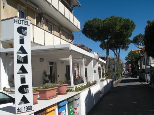 Giamaica Ξενοδοχείο Viserba Di Rimini Εξωτερικό φωτογραφία